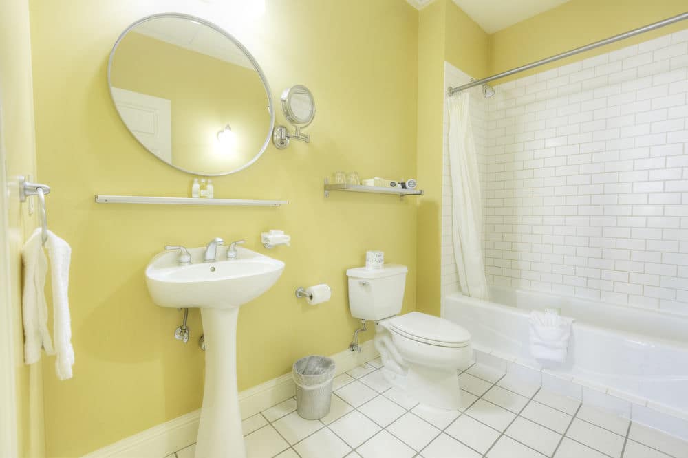 Montvale Hotel