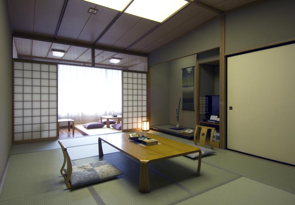 Nikko Senhime Monogatari