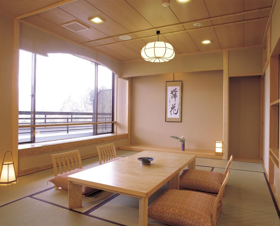 Wakakusa Yado Maruei