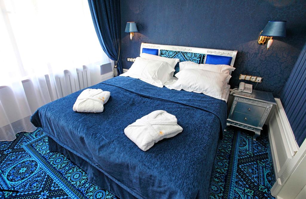 Royal Olympic Hotel