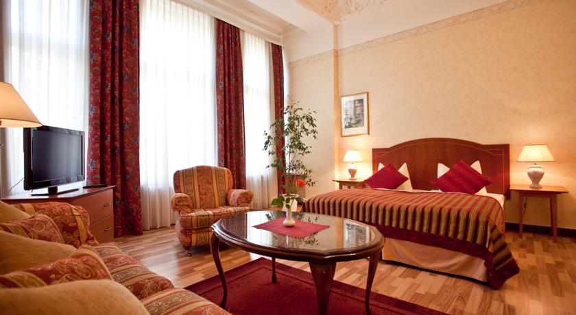 Kult Hotel Auberge