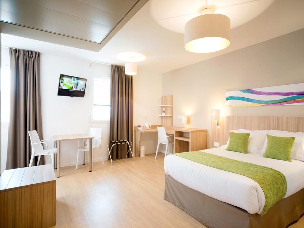 Q7 Lodge Lyon 7 (Formerly Quality Suites Lyon 7 Lodge)