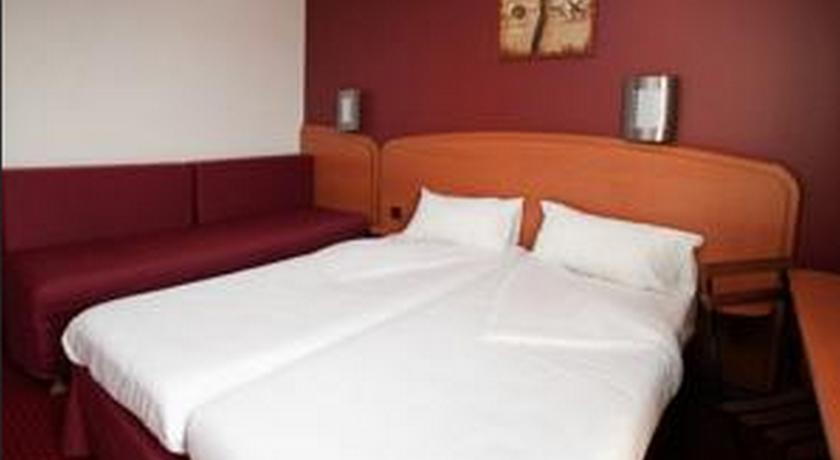 Comfort Hotel CDG Goussainville