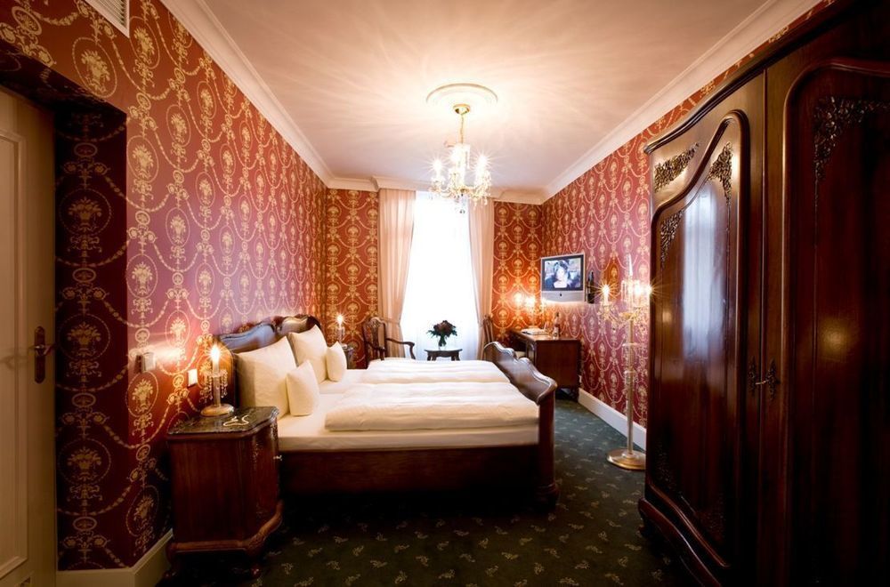 HELIOPARK Bad Hotel zum Hirsch
