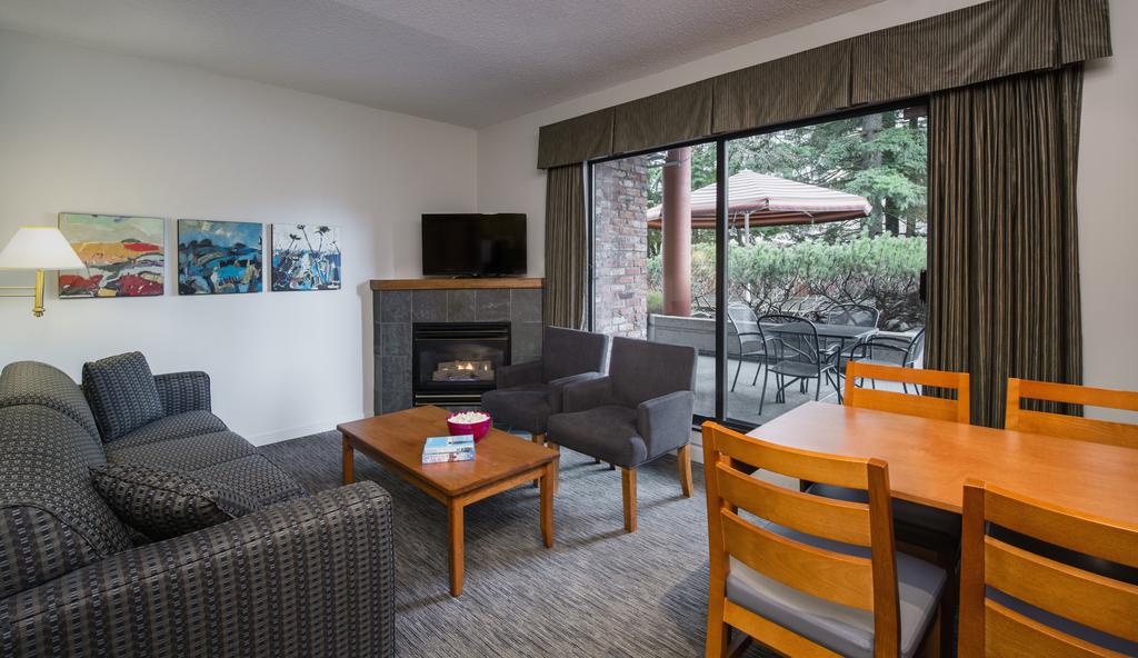 Whistler Village Inn & Suites