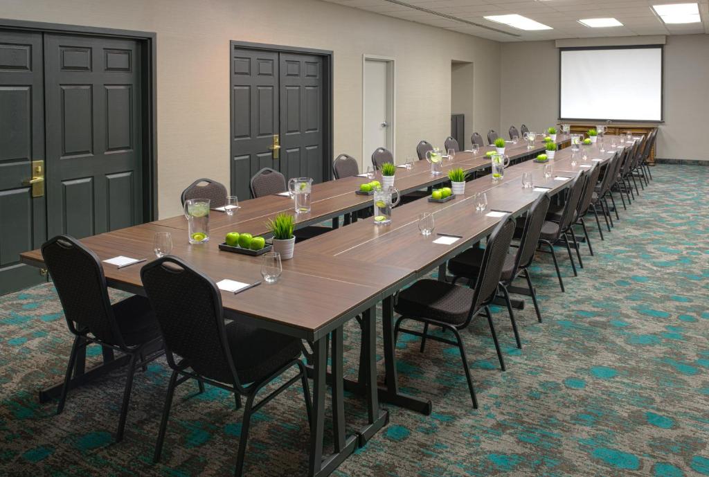 SpringHill Suites by Marriott Old Montreal