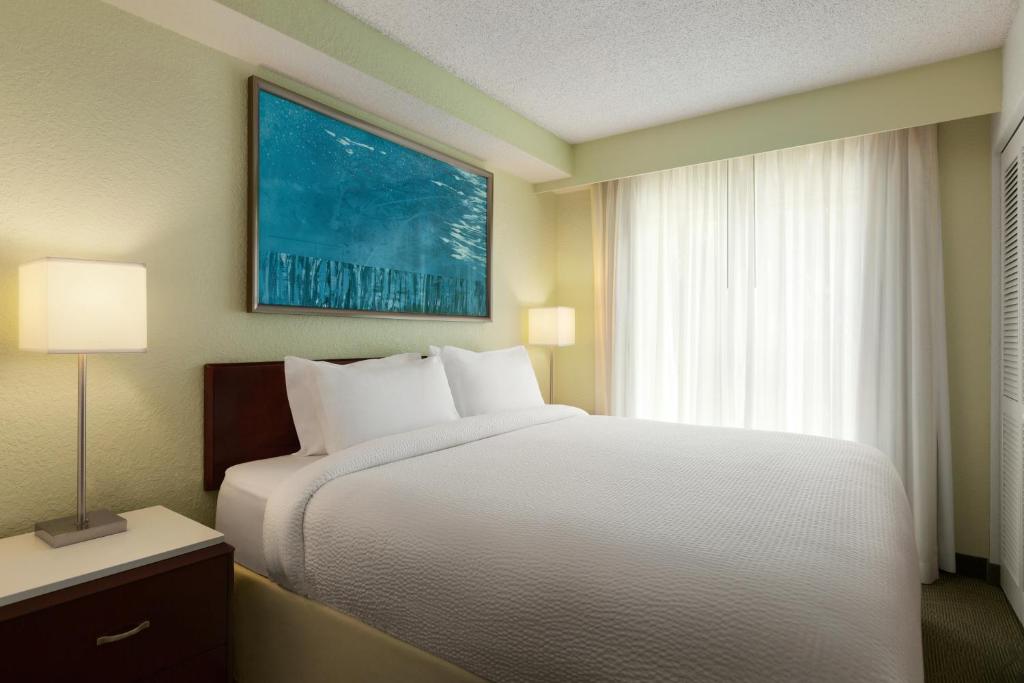 Springhill Suites*