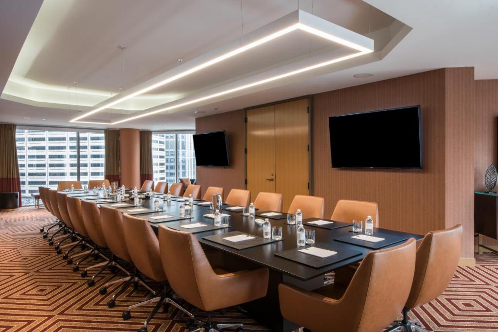 Conrad Chicago