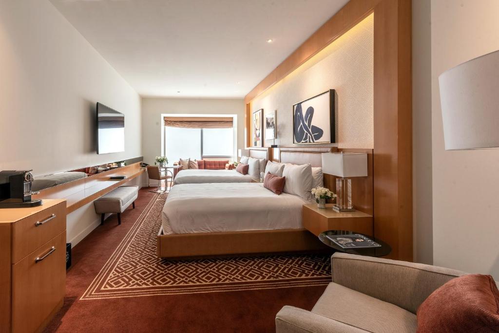 Conrad Chicago