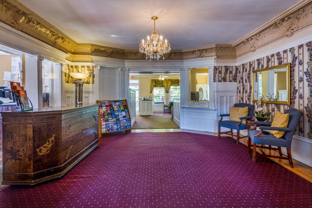 Rose Garden Inn