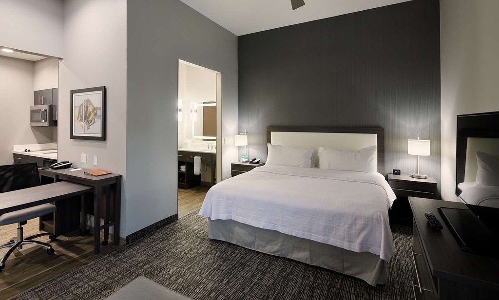 Homewood Suites by Hilton Topeka