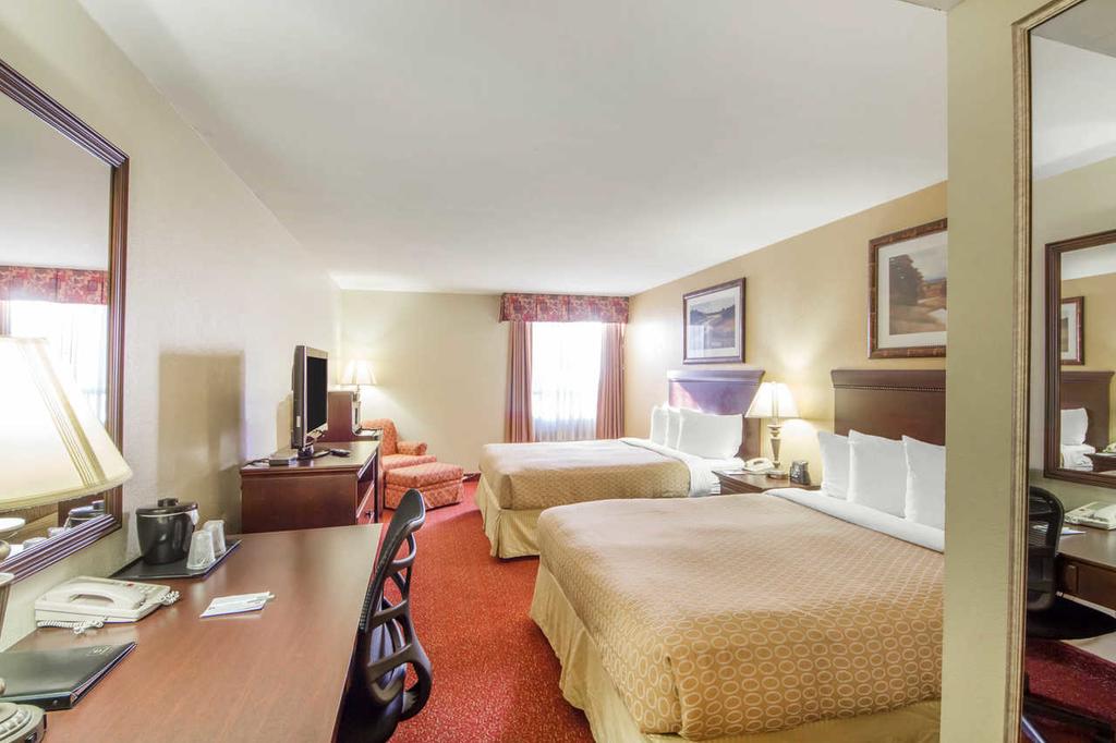 Clarion Inn Tulsa International Airport