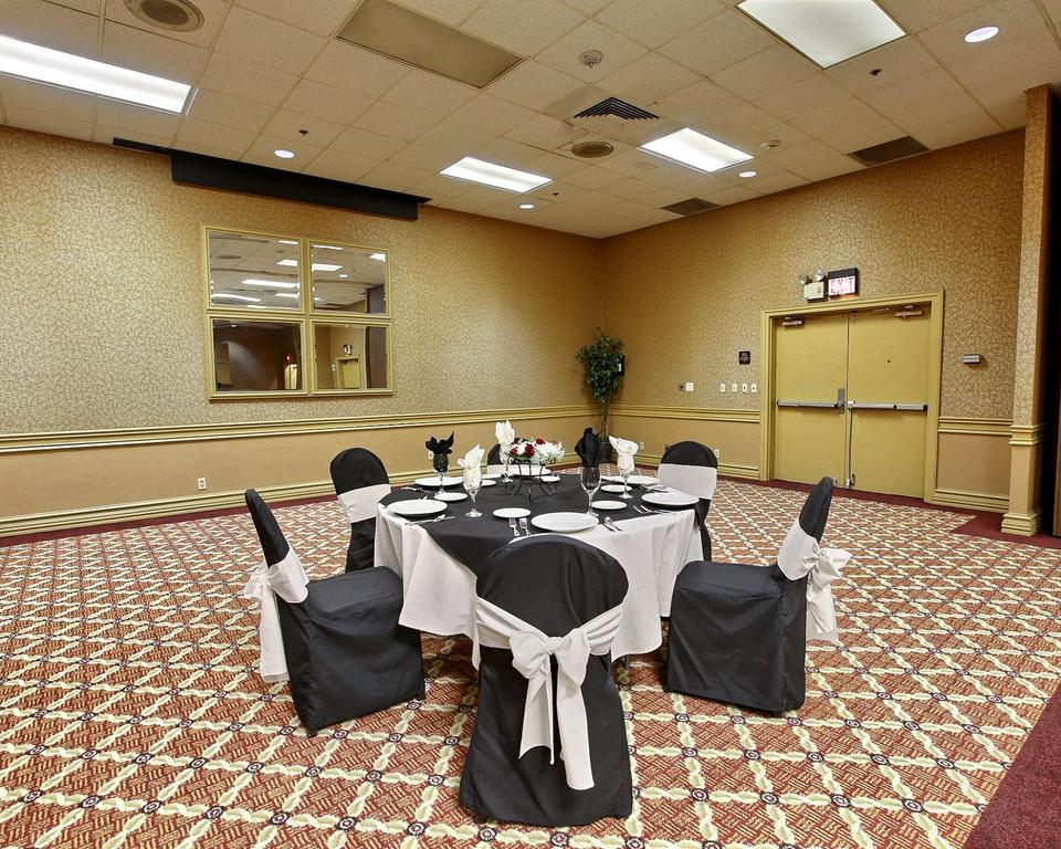 Clarion Inn Tulsa International Airport