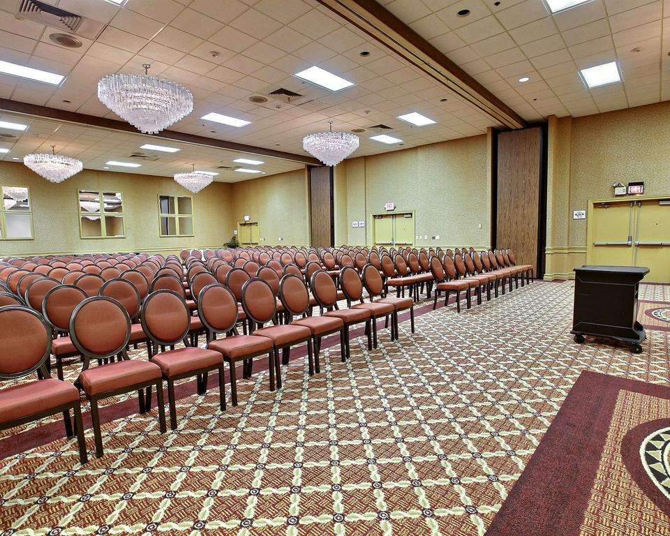 Clarion Inn Tulsa International Airport