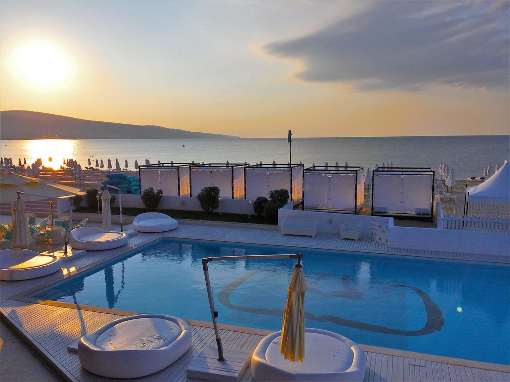 Golden Rainbow VIP Residence