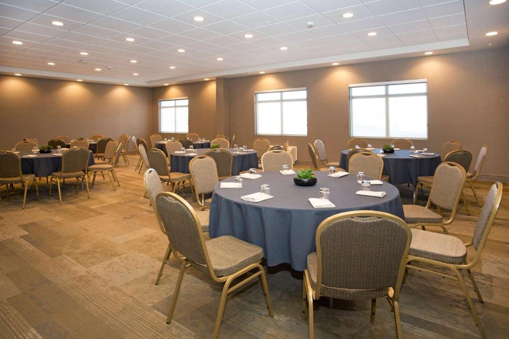 Wingate by Wyndham Calgary Airport