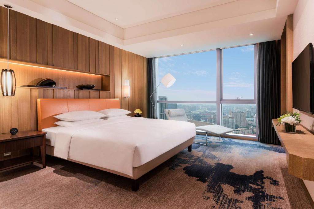 Hyatt Regency Shanghai, Wujiaochang