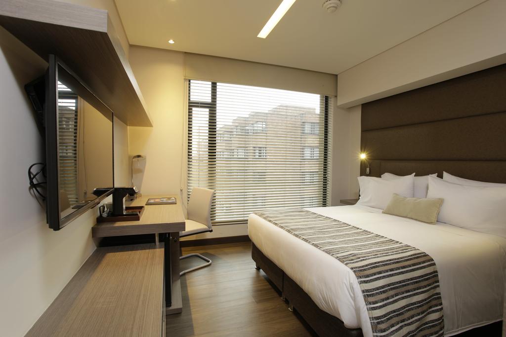 Bs Rosales Hotel