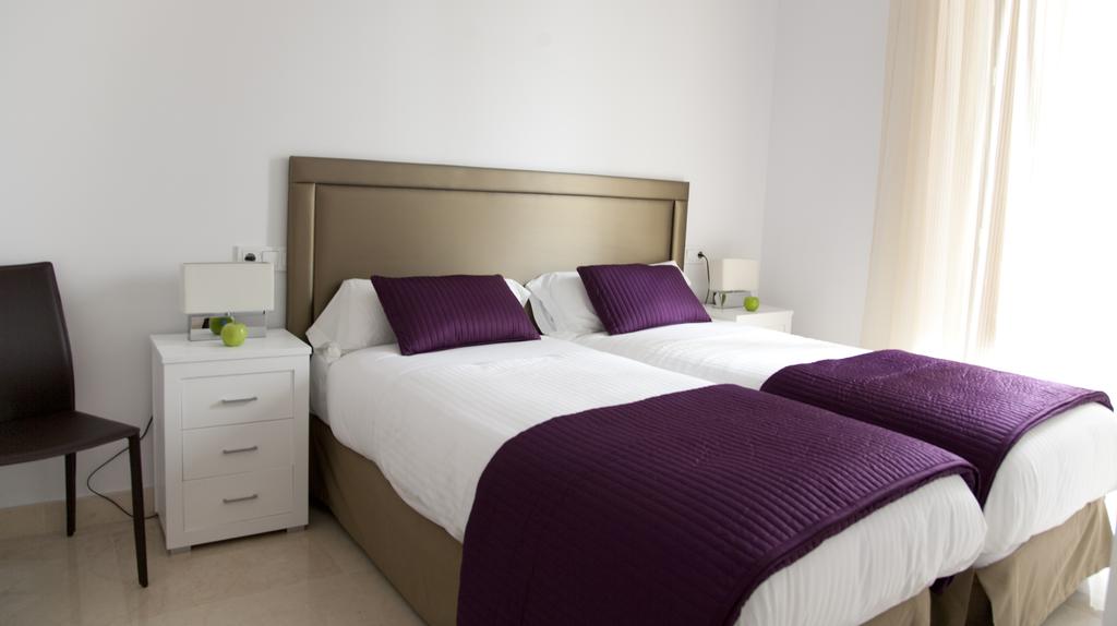 Habitat Suites Gran Via 17 Hotel