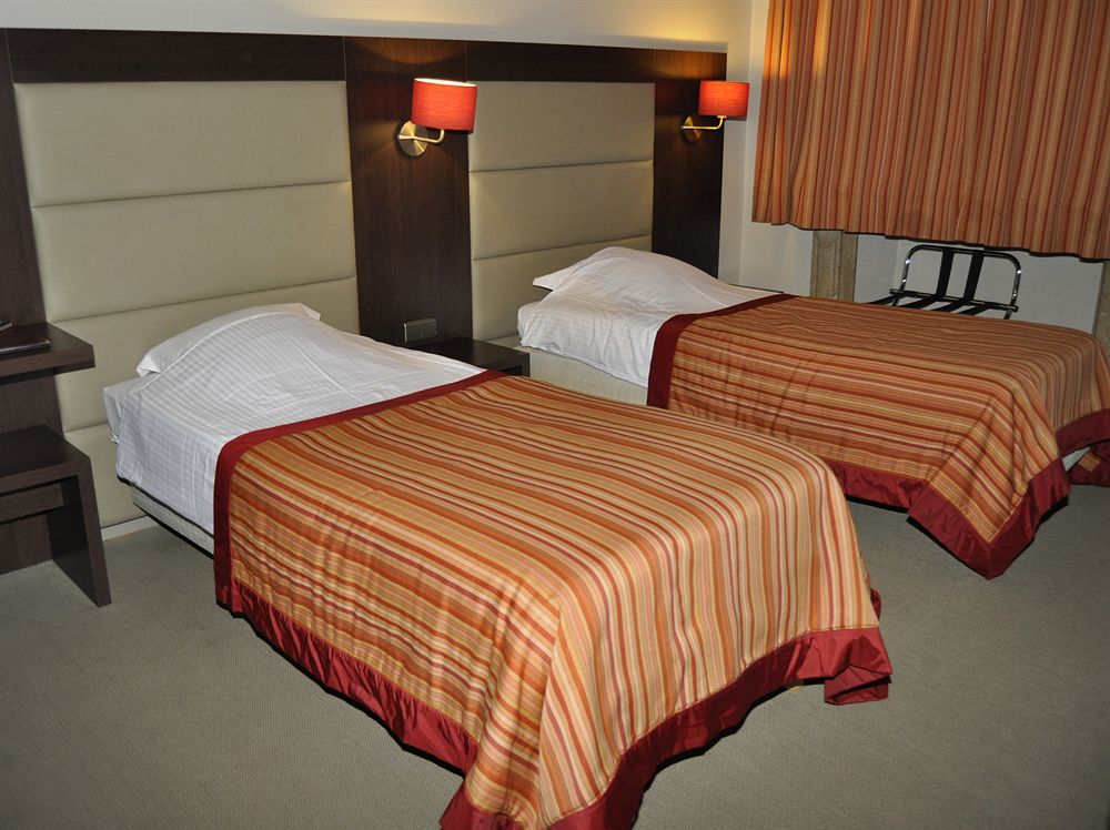 Golden Tree Hotel