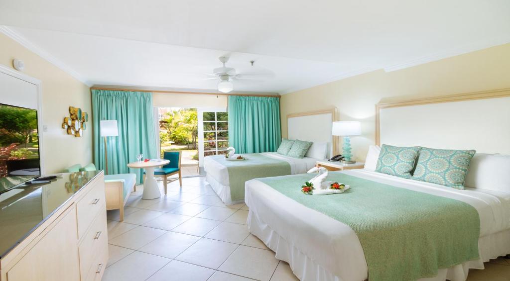 Bay Gardens Beach Resort