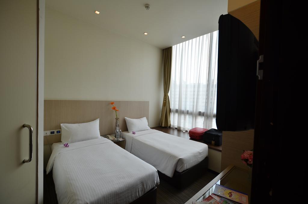 Aqueen Hotel Lavender