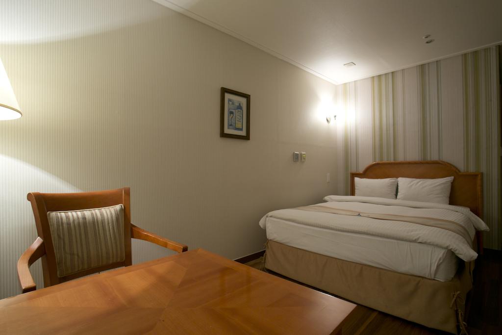 Homers Hotel