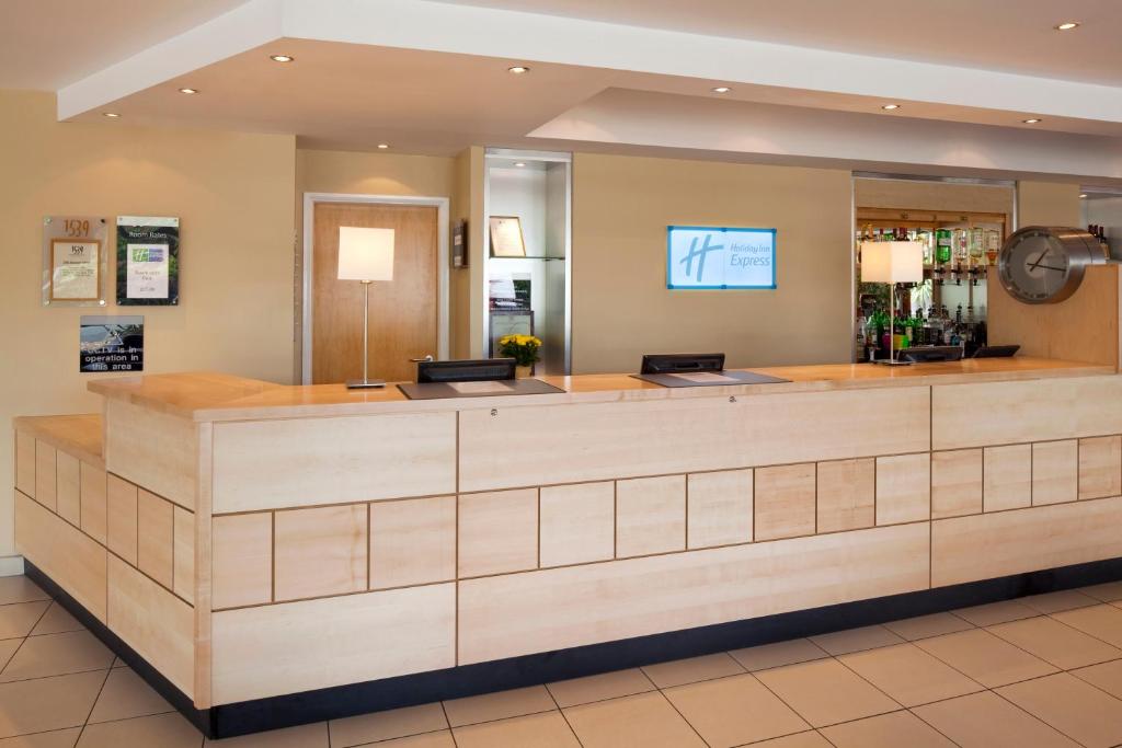 Holiday Inn Express Chester - Racecourse