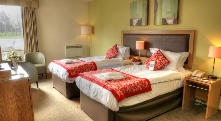 Western House Hotel At Ayr Racecourse