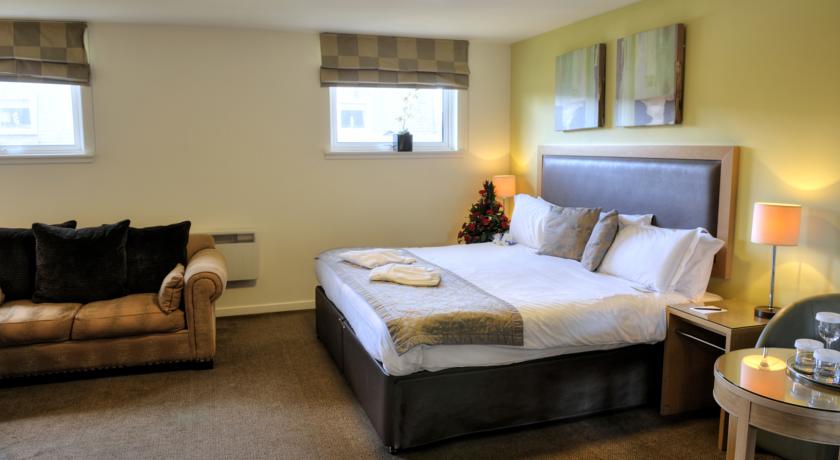 Western House Hotel At Ayr Racecourse