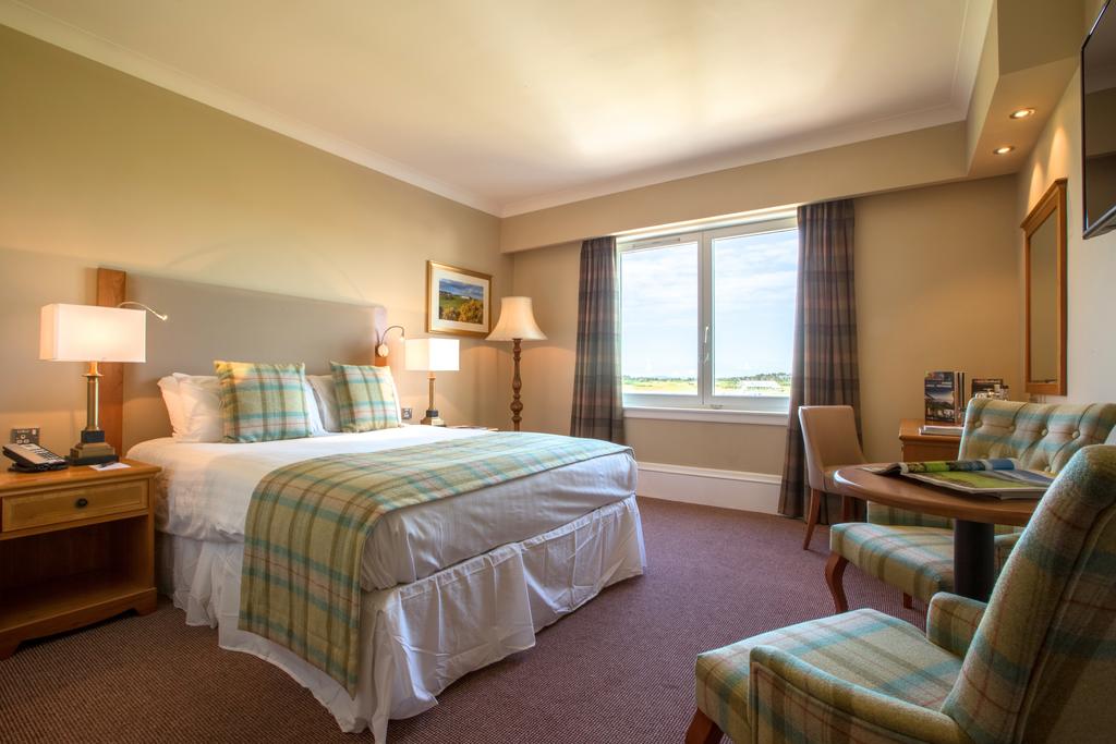 Carnoustie Golf Hotel