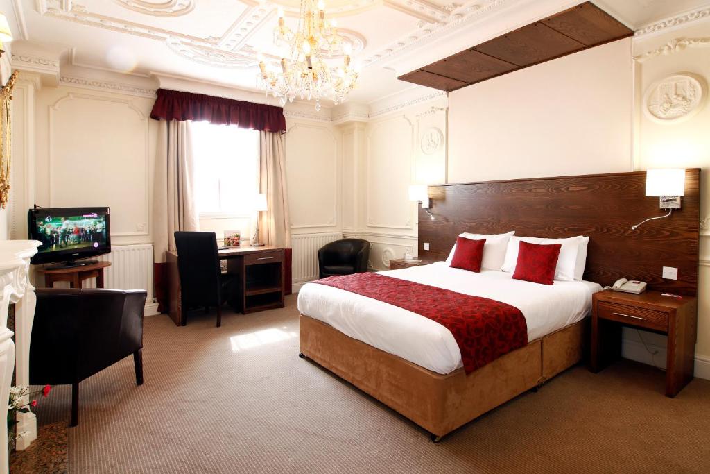 Mercure Wolverhampton Goldthorn Hotel