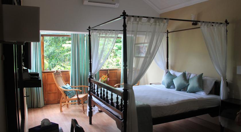 Aguada Anchorage - The Villa Resort