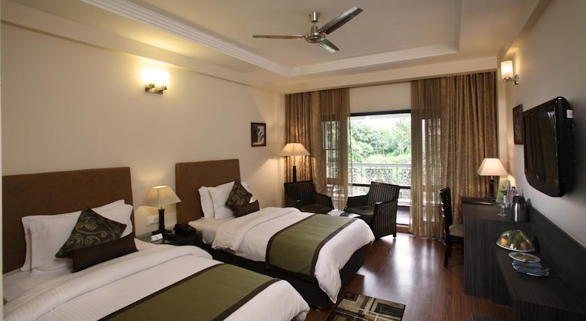 Country Inn & Suites by Radisson, Mussoorie
