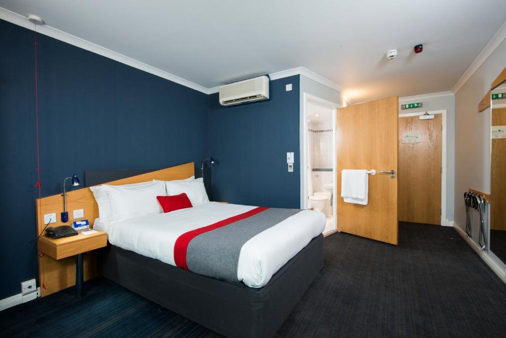 Holiday Inn Express Peterborough