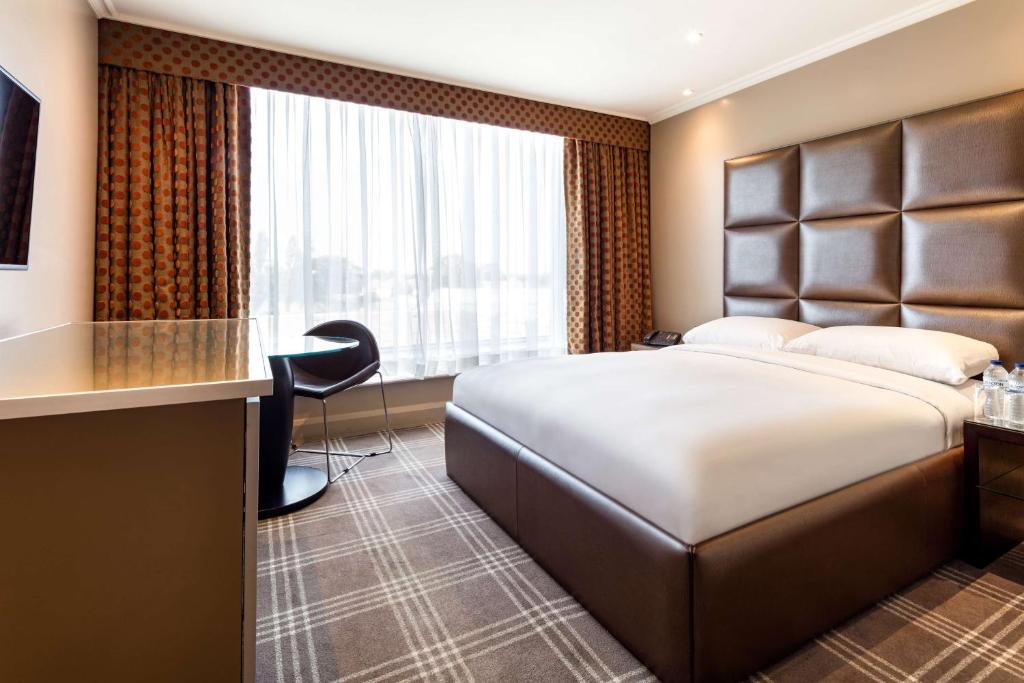 Radisson Blu Edwardian Heathrow Hotel