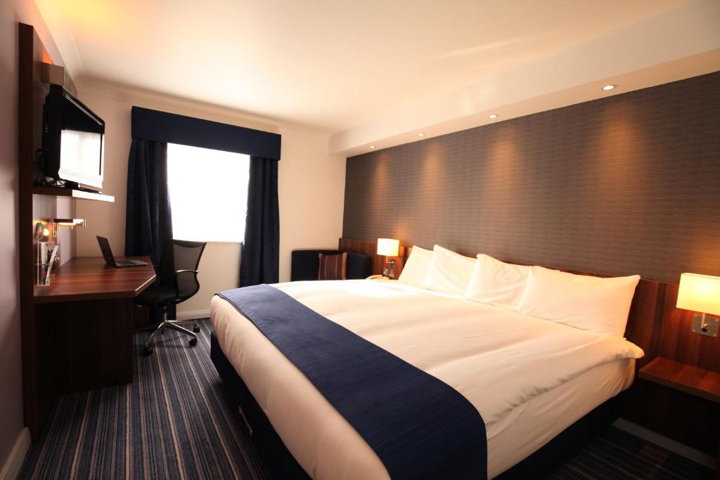 Holiday Inn Express London Gatwick - Crawley