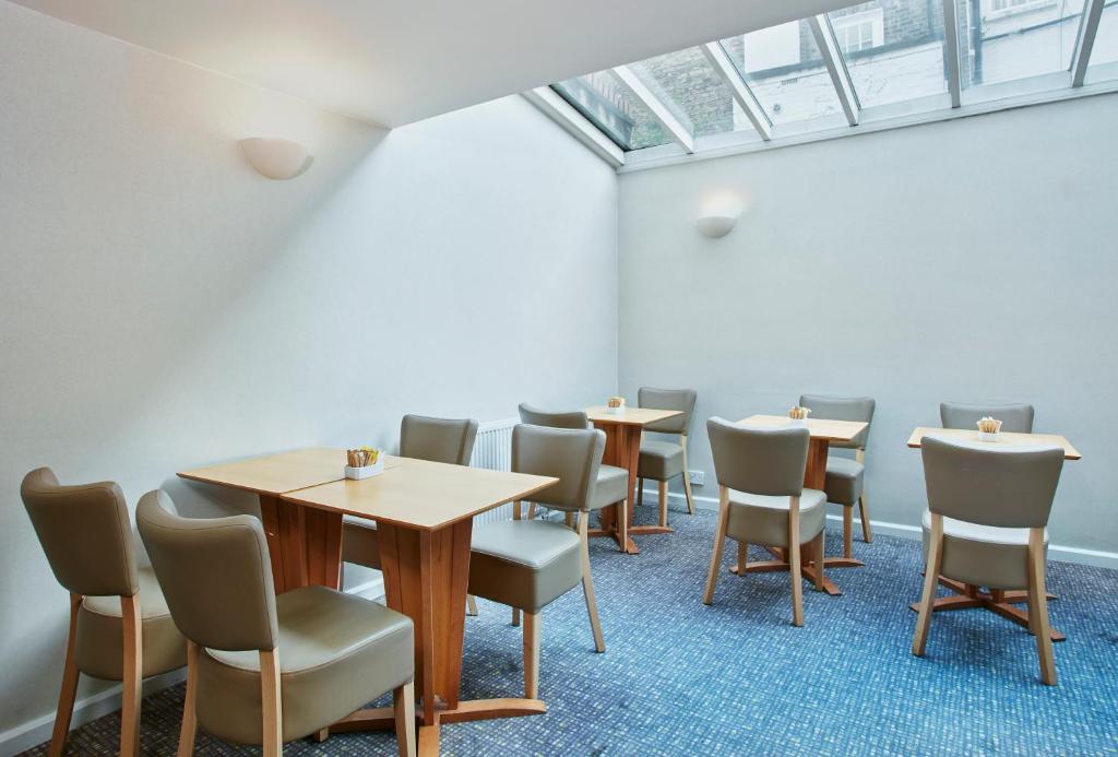 Holiday Inn Express London Victoria