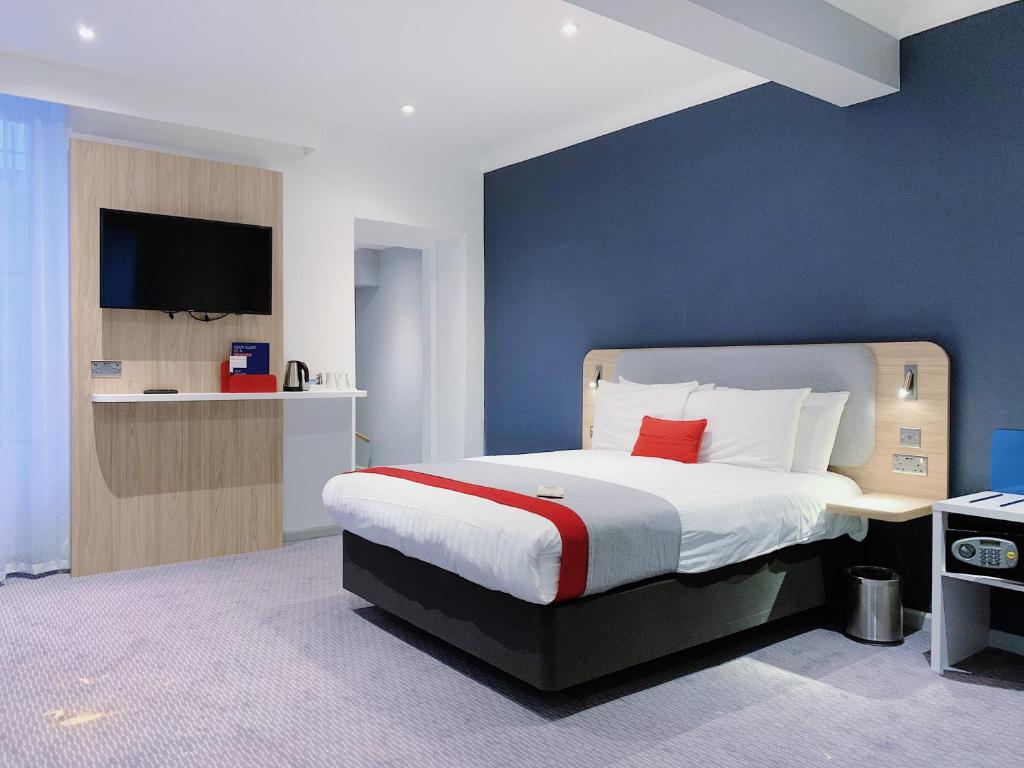 Holiday Inn Express London Victoria
