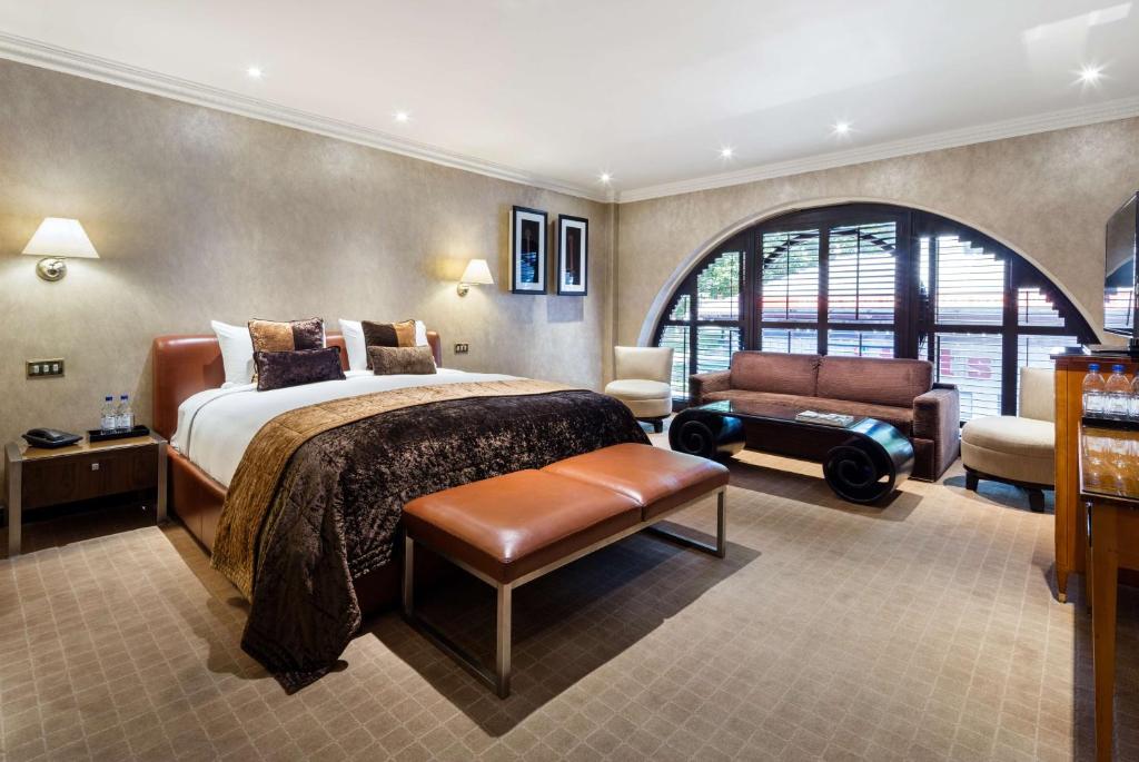 Radisson Blu Edwardian Hampshire Hotel