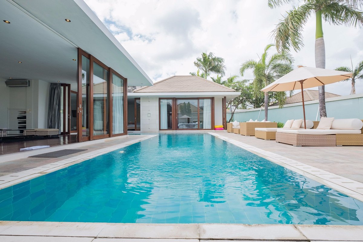 C151 SMART VILLAS At Seminyak