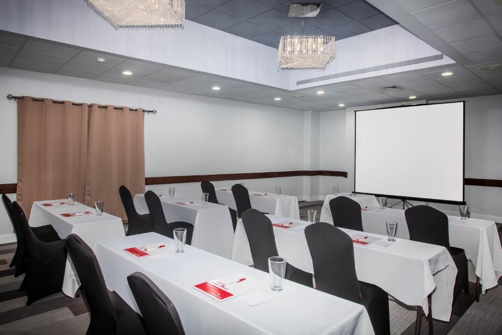 Ramada by Wyndham Statesville