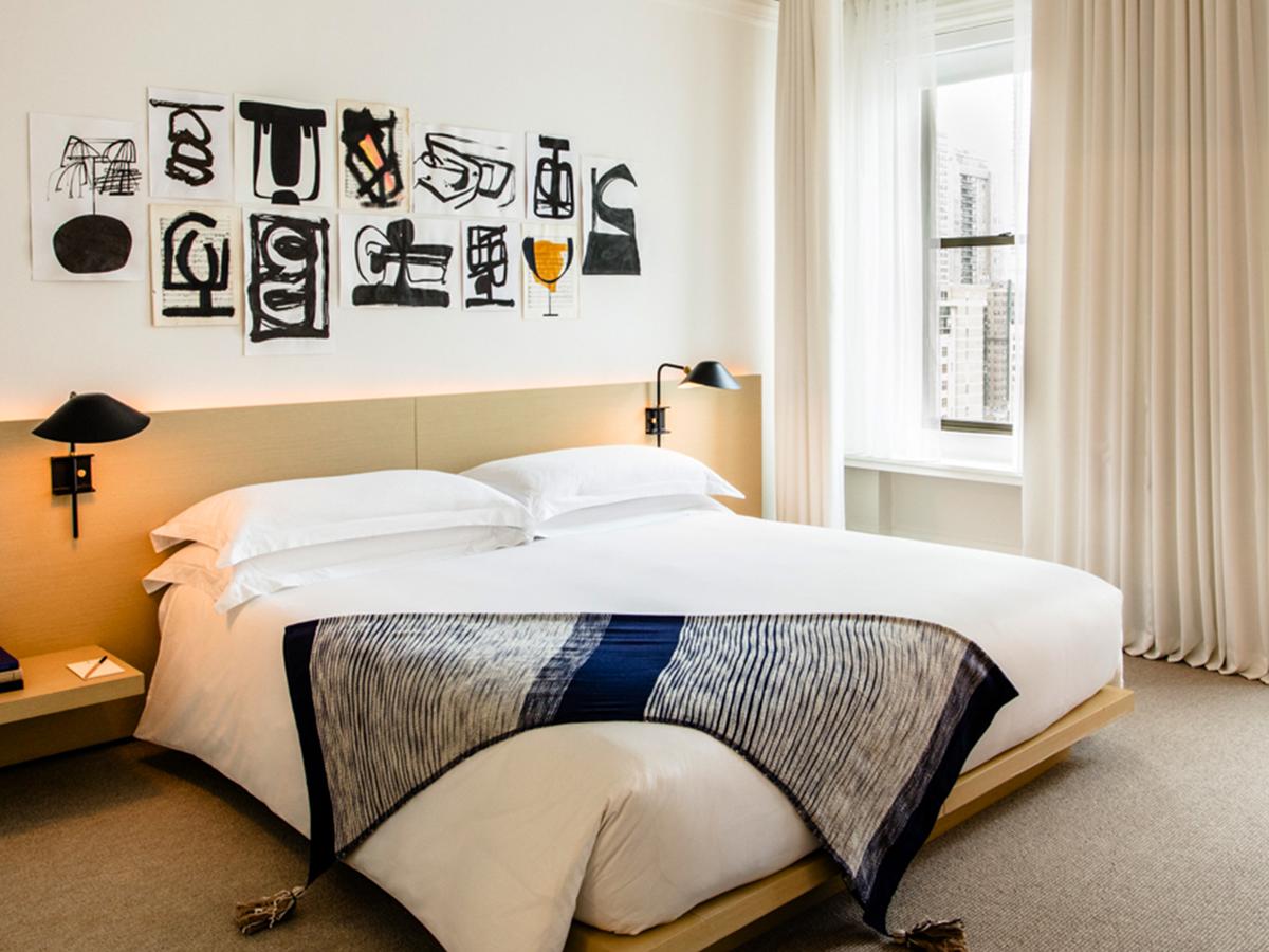 The Chicago Hotel Collection Ambassador Gold Coast