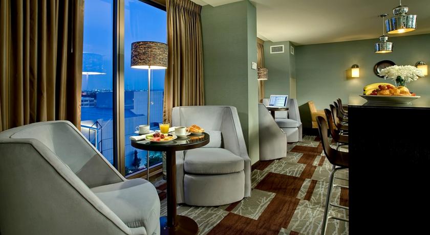 Crowne Plaza Hotel Chicago O'Hare