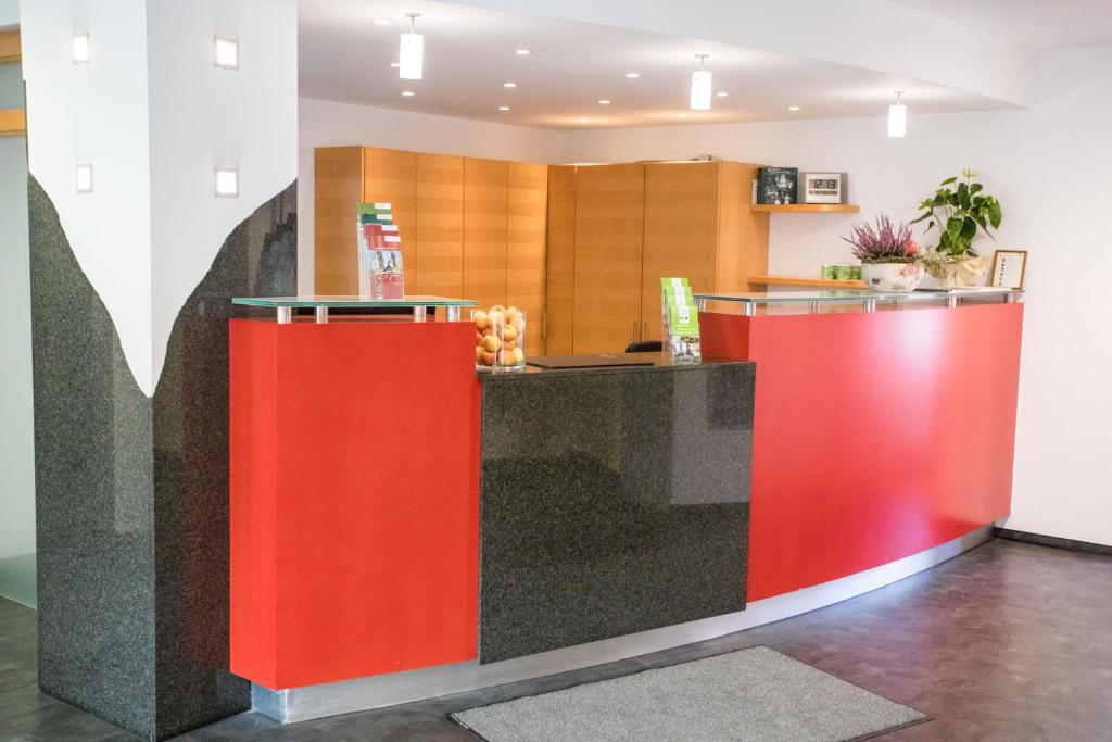 TOP KHR ParkHotel