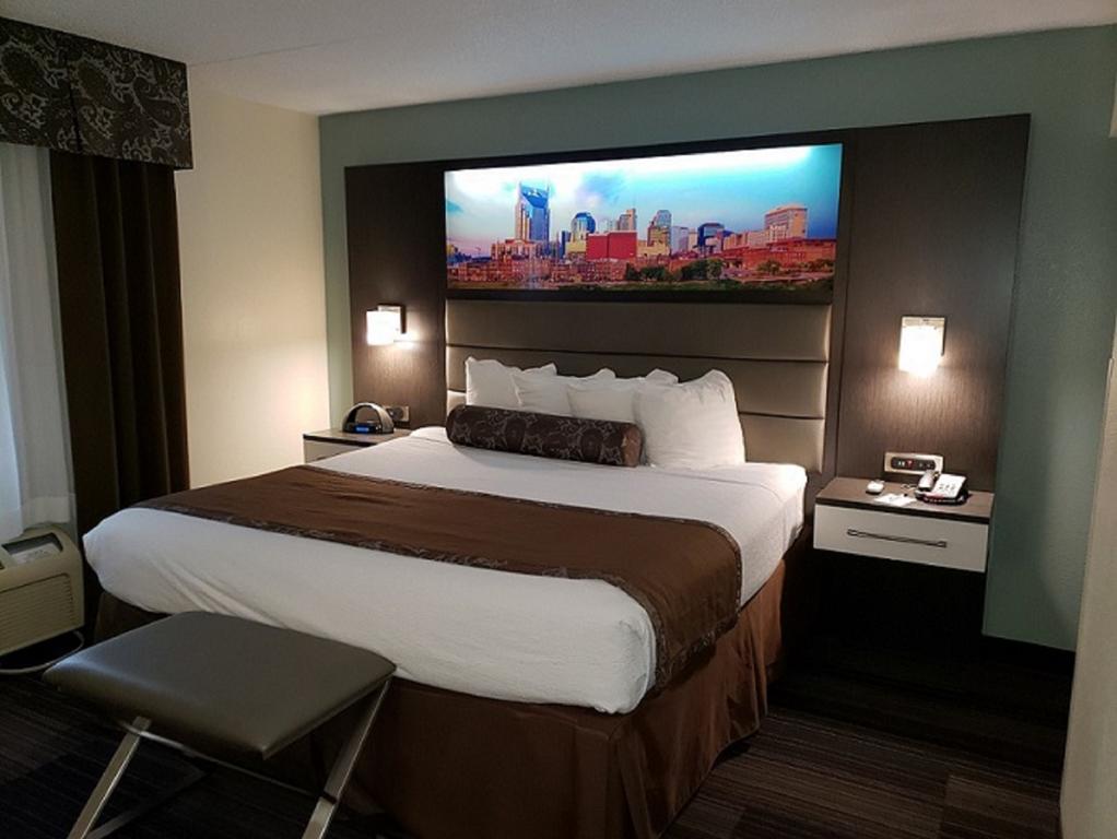 Club-Hotel Nashville Inn & Suites
