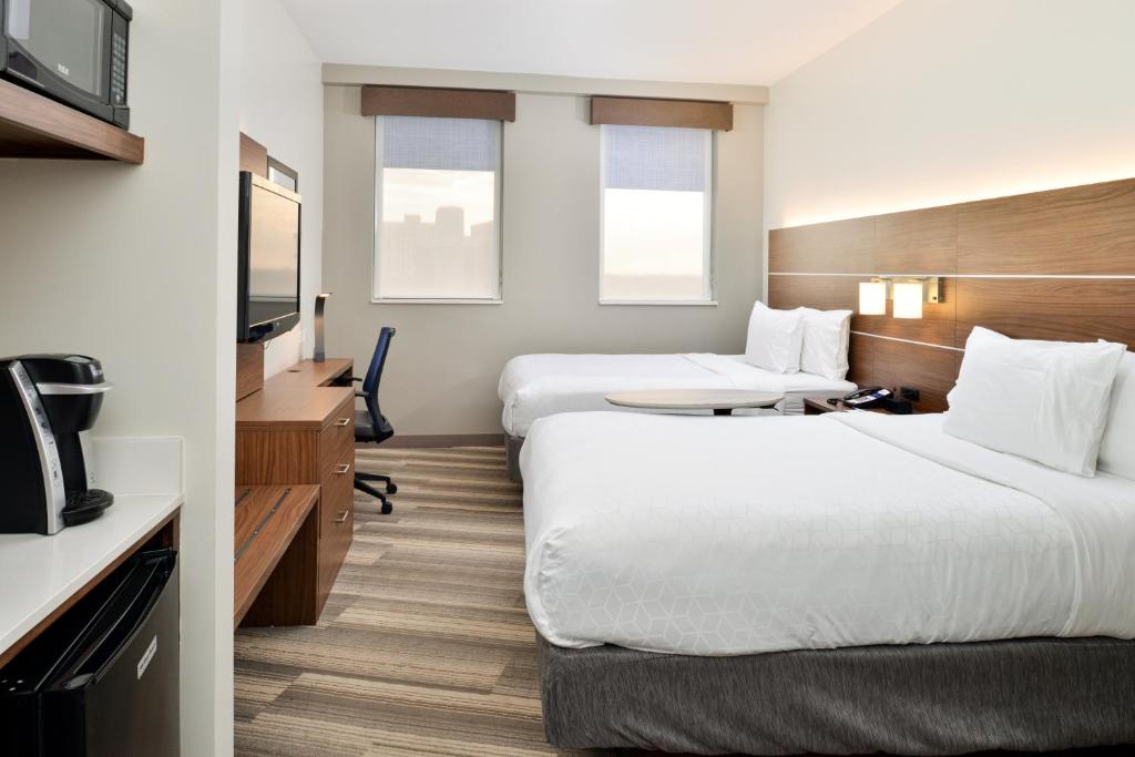 Holiday Inn Express New Orleans-St Charles (Formerly Hotel Modern)