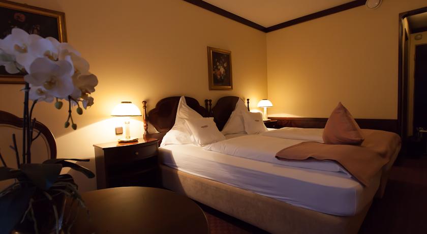 Hotel Exquisit