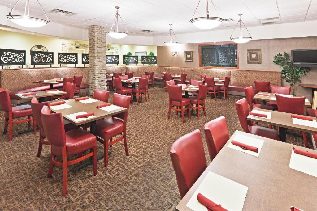 Wyndham Garden Wichita Downtown