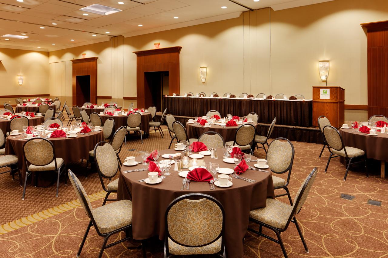 Holiday Inn Syracuse-Liverpool-Exit 37